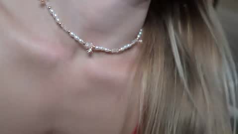 Ella online show from July 25, 8:57 pm