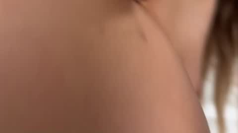 Ella online show from July 31, 12:39 am