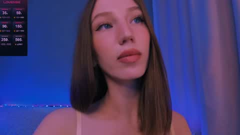 ellaamber online show from August 10, 4:19 pm