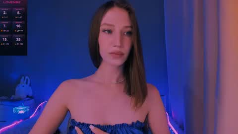 ellaamber online show from August 11, 8:22 pm