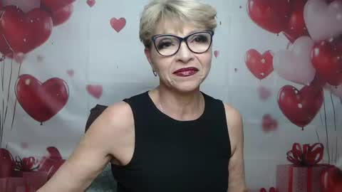 EllaBonito online show from August 3, 6:20 am