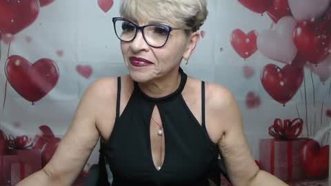 EllaBonito online show from August 5, 5:38 am