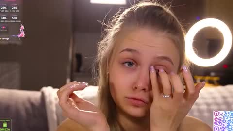 say hey to Amanda online show from February 23, 2:43 am