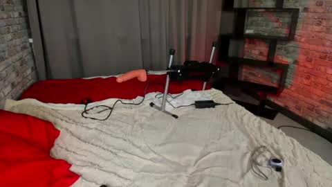 Sweet Ella online show from August 15, 5:00 am