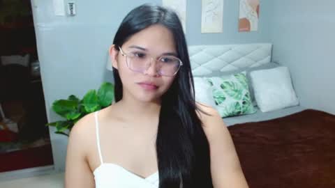 EllaFord online show from August 5, 1:36 am