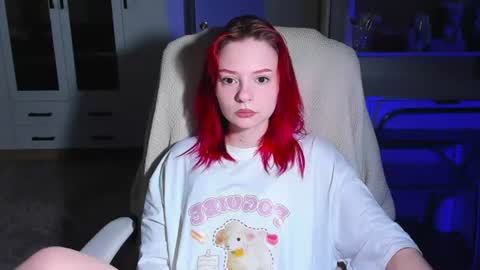 ellales online show from July 31, 8:42 am