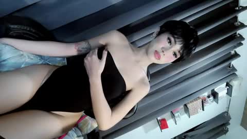 ella online show from August 4, 7:22 pm