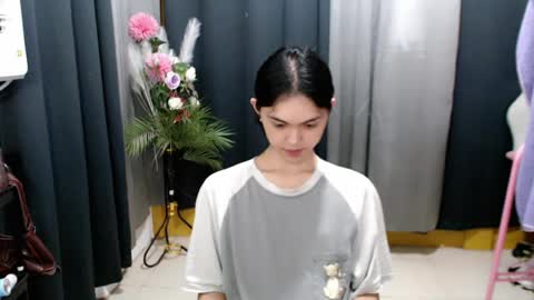 ELLA online show from August 10, 9:16 pm
