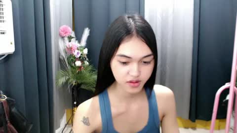 ELLA online show from August 14, 8:45 pm