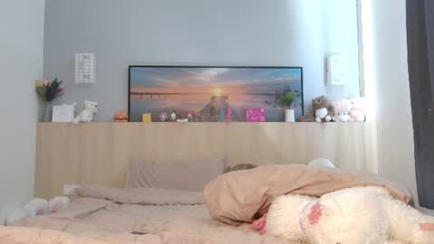 Ella Mira online show from August 1, 4:40 am