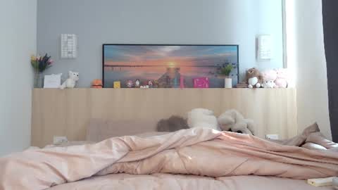 Ella Mira online show from August 3, 2:07 am