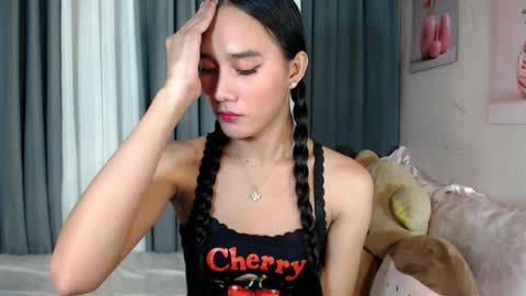 ELLA online show from July 21, 8:55 pm