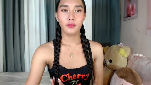 ELLA online show from July 21, 10:01 pm