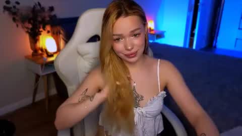 Ella online show from June 13, 7:27 am