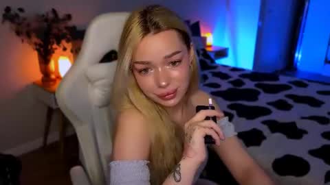 Ella online show from July 7, 6:50 am
