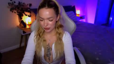 Ella online show from August 3, 6:31 am