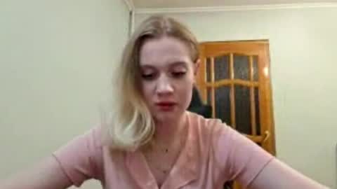 ellaygray online show from August 2, 3:08 pm