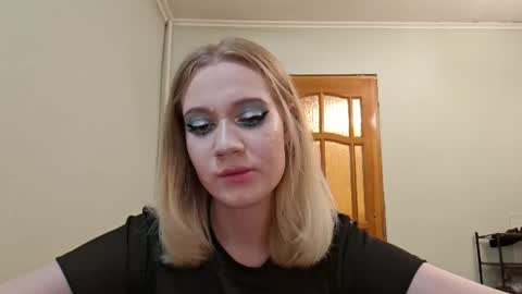 ellaygray online show from August 16, 3:16 pm