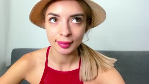 ellen_flow online show from August 6, 11:59 pm