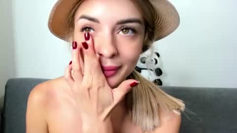 ellen_flow online show from August 10, 12:01 am