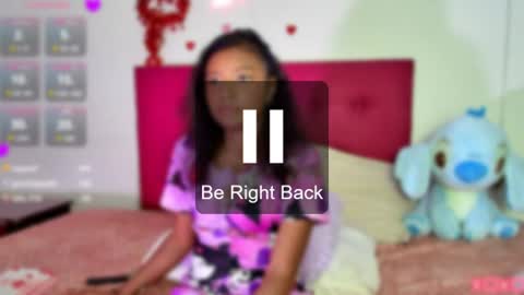 ellie_cute7 online show from August 7, 12:10 am