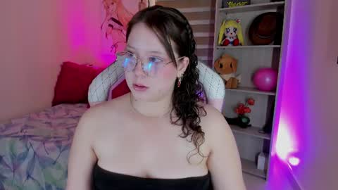 ellie_doll_ online show from August 14, 10:02 pm