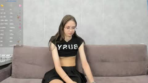 Ellie online show from August 6, 8:52 pm
