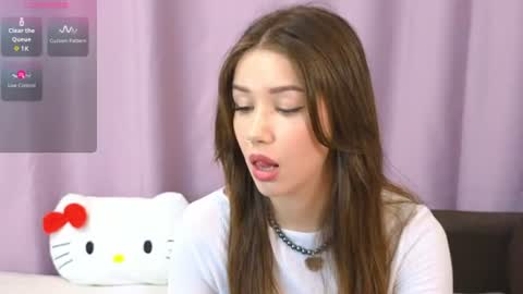 ellie online show from July 7, 8:35 pm
