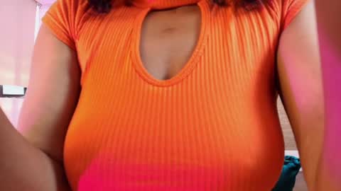 elliee_alves online show from July 31, 7:41 pm