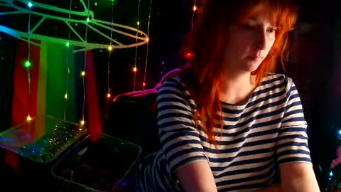 Ellie online show from July 7, 7:23 am