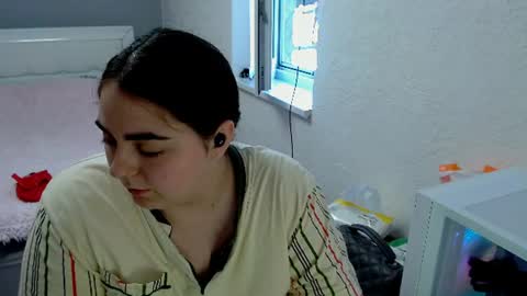Ellie online show from August 6, 6:45 am