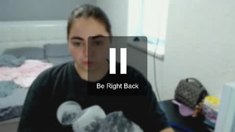 Ellie online show from August 7, 8:47 am