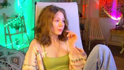 Elli online show from April 25, 7:25 am