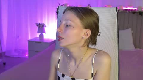 Elli online show from May 6, 7:43 am