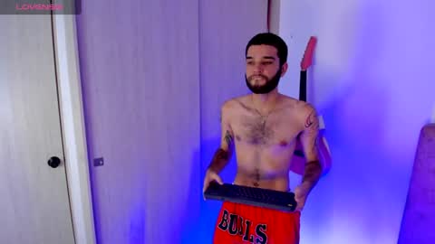 elliot_flame1 online show from August 9, 2:23 am