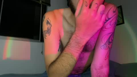elliot_flame1 online show from August 10, 4:47 am