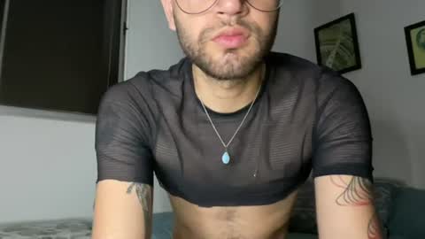 elliot_flame1 online show from August 14, 12:25 am