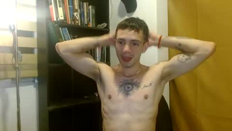 elliot_uwu online show from August 11, 5:31 am