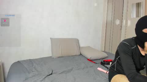 elliot_winki online show from August 8, 7:03 pm