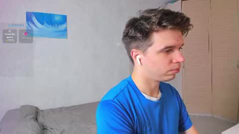 elliot_winki online show from August 9, 8:54 pm