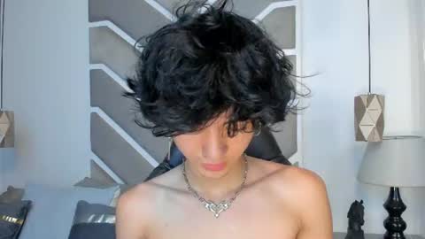 elliotvolkov online show from July 31, 4:34 pm