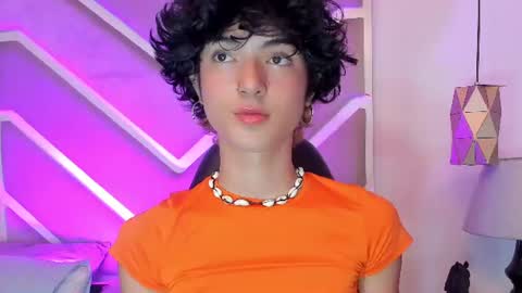elliotvolkov online show from August 3, 5:09 pm