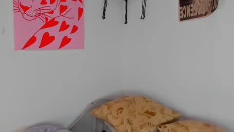 elliotvolkov online show from August 6, 12:53 am