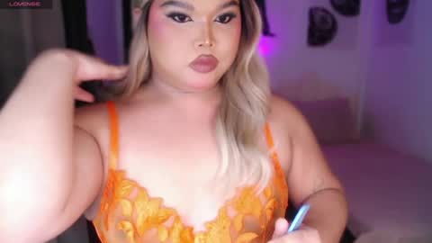 Ellise online show from July 9, 2:38 am