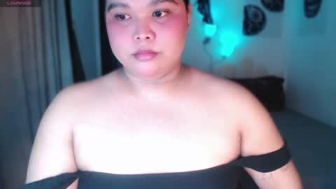 Ellise online show from August 14, 7:06 pm