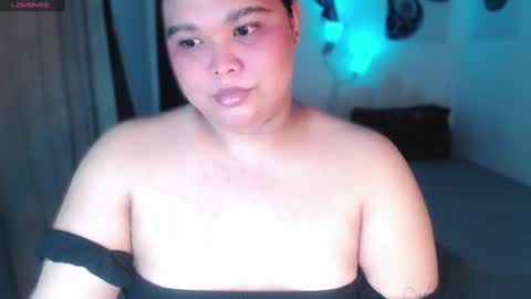 Ellise online show from August 14, 9:18 pm