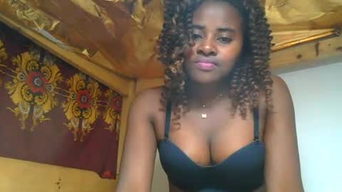 Ellodi online show from August 11, 8:11 pm