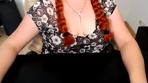 Elly online show from August 12, 12:51 pm