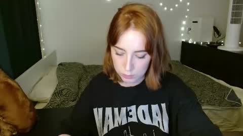 Elly online show from July 25, 6:56 pm