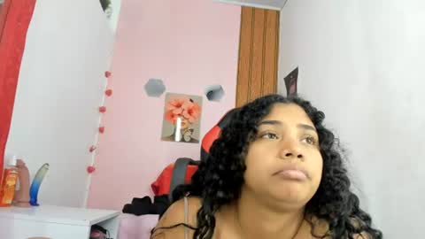 ellybloom online show from August 13, 3:26 pm